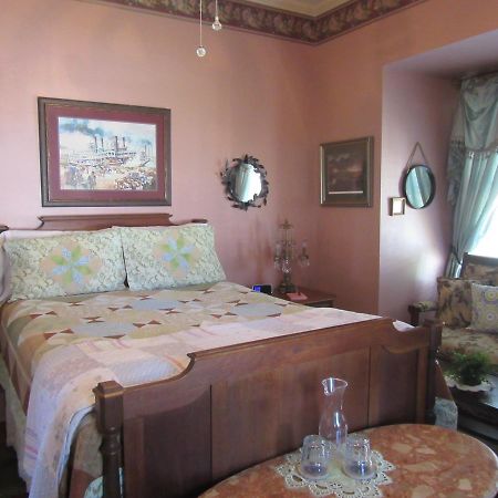The Carriage House Bed & Breakfast Jefferson Екстериор снимка