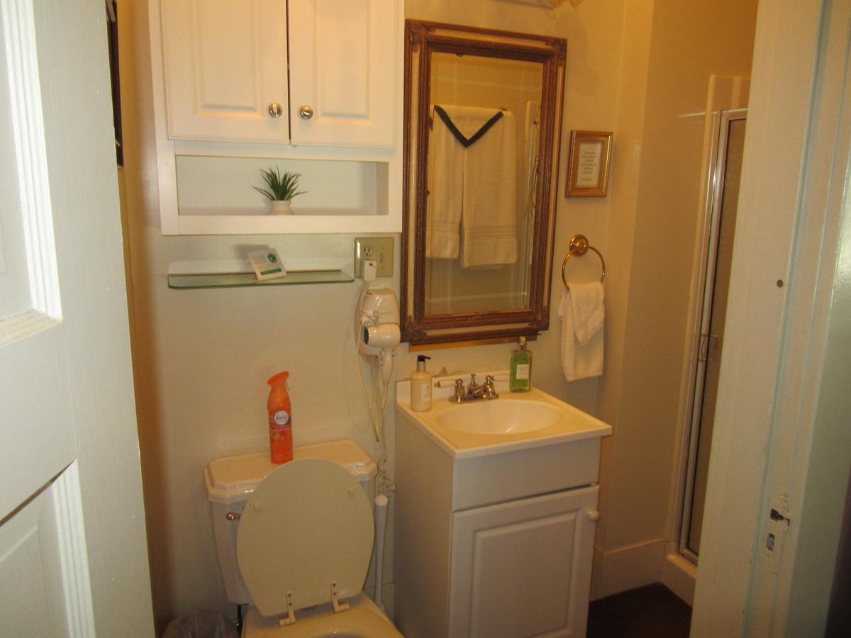 The Carriage House Bed & Breakfast Jefferson Екстериор снимка