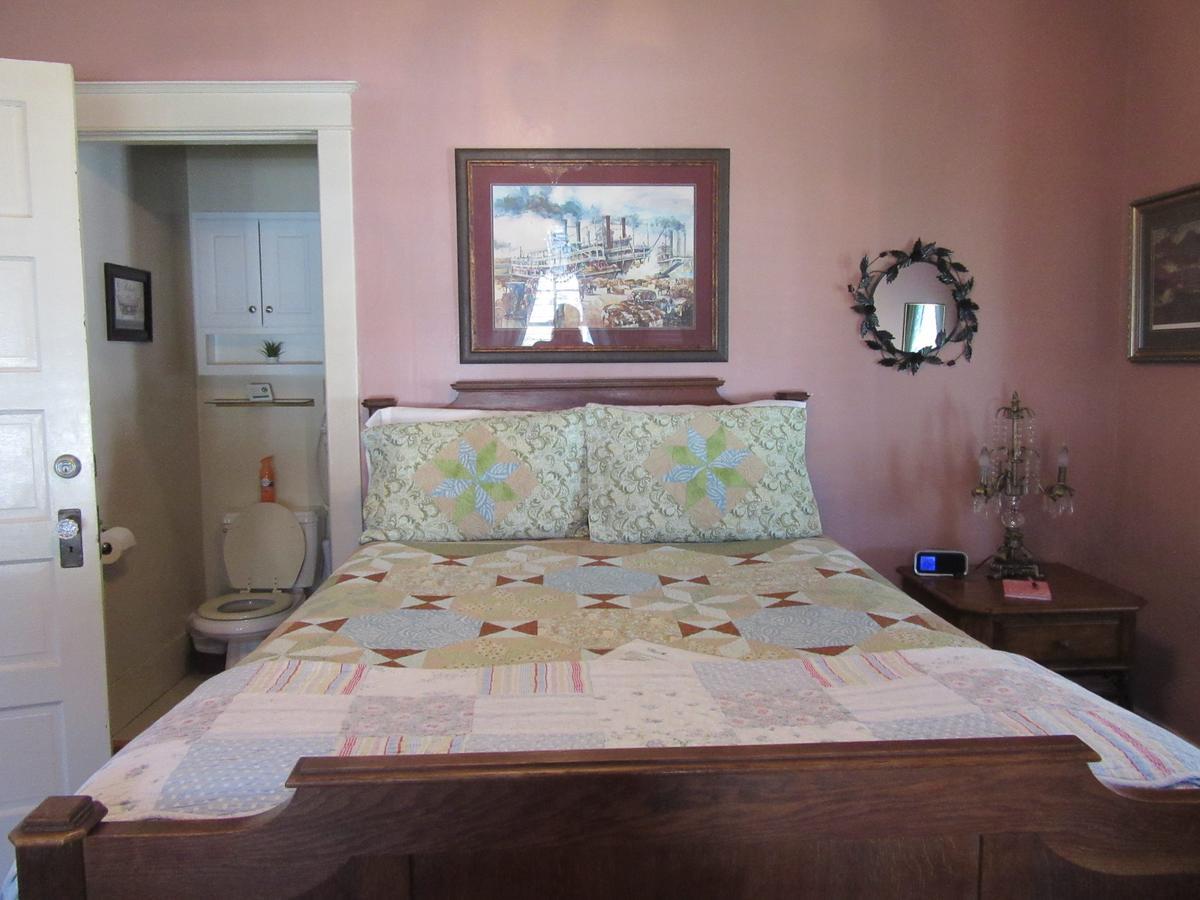 The Carriage House Bed & Breakfast Jefferson Екстериор снимка