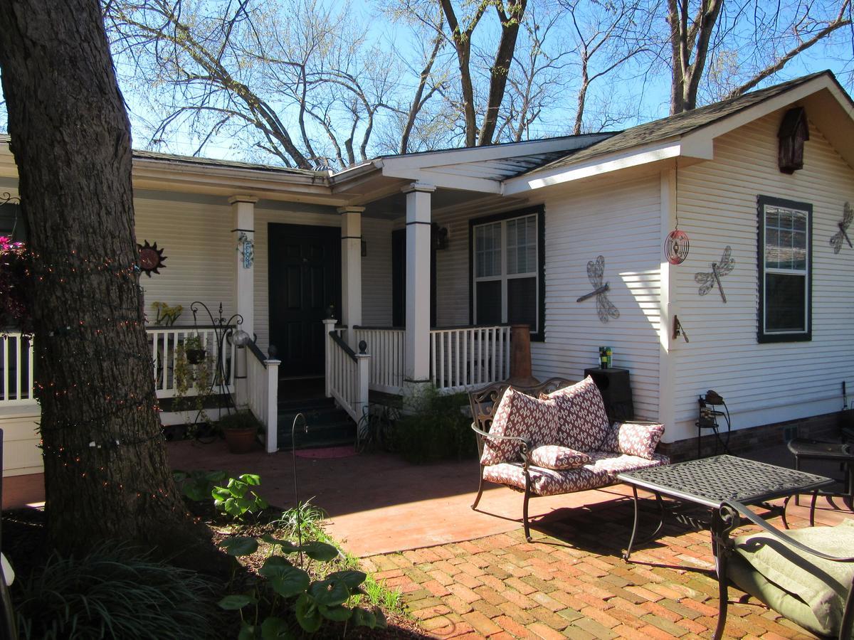 The Carriage House Bed & Breakfast Jefferson Екстериор снимка